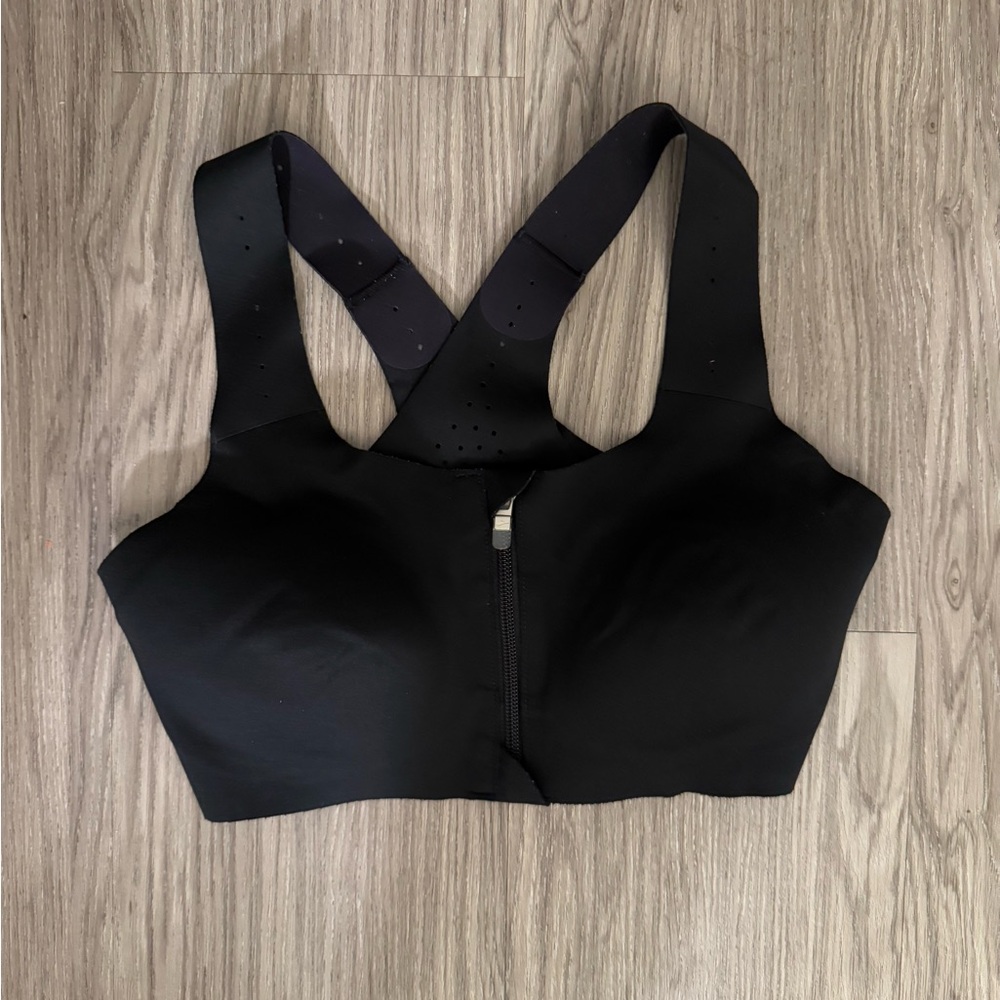 Brooks Black Sports Bra for Intense Workouts